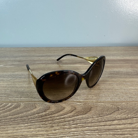 Burberry Gabardine Stylish Tortoiseshell Sunglasses Gold Italy Glasses main image 12